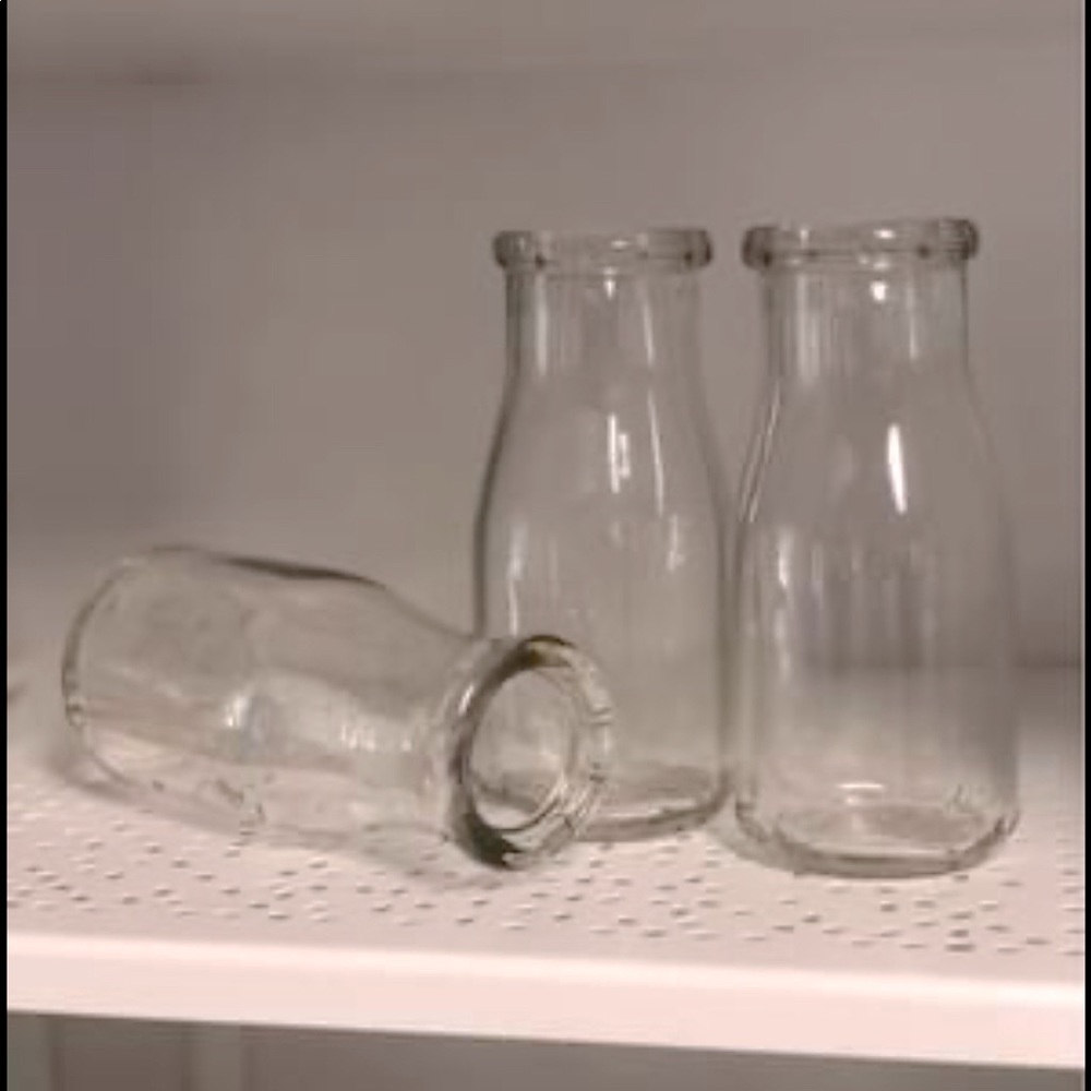 Duraglas half pint milk glass